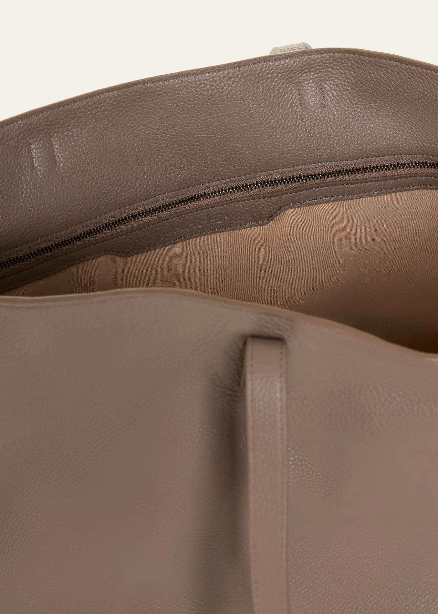 AkrisAi Medium Calf Leather Shoulder Bag