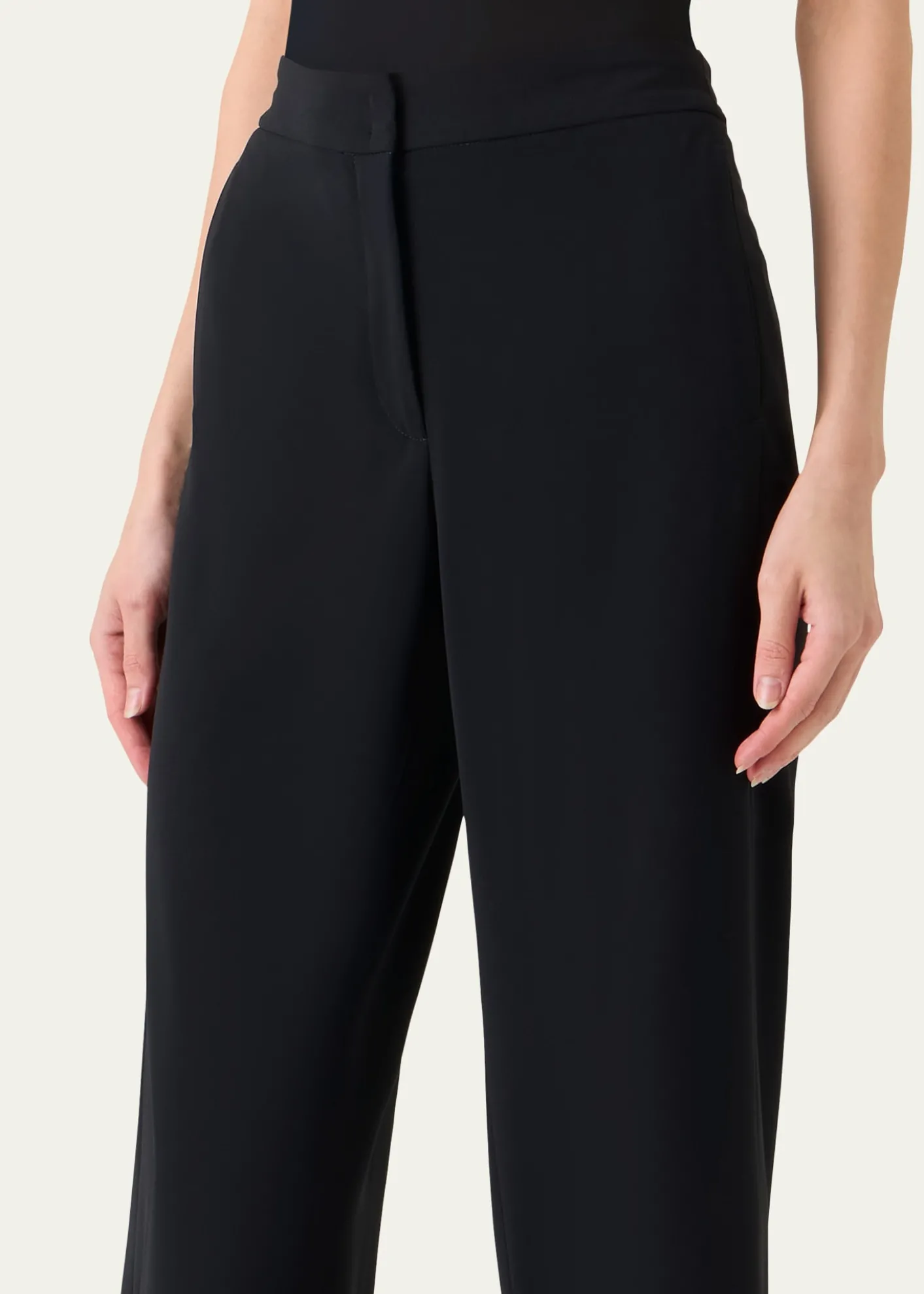 Akris puntoMarlon Cropped Pants in Signature Laser-Cut Crepe