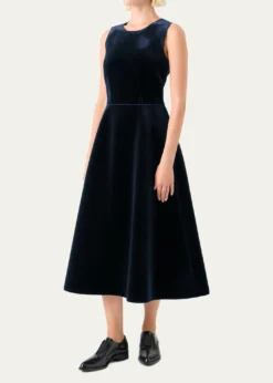 AkrisSleeveless Velvet Midi Cocktail Dress