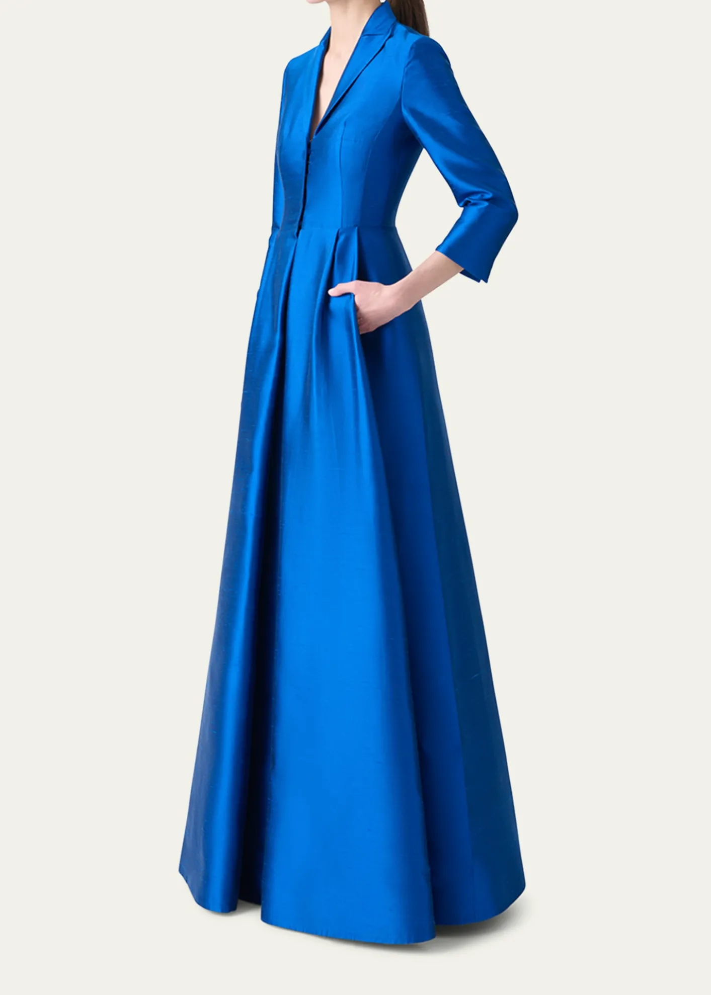 AkrisThree-Quarter Sleeve Flared Long Silk Coat Dress