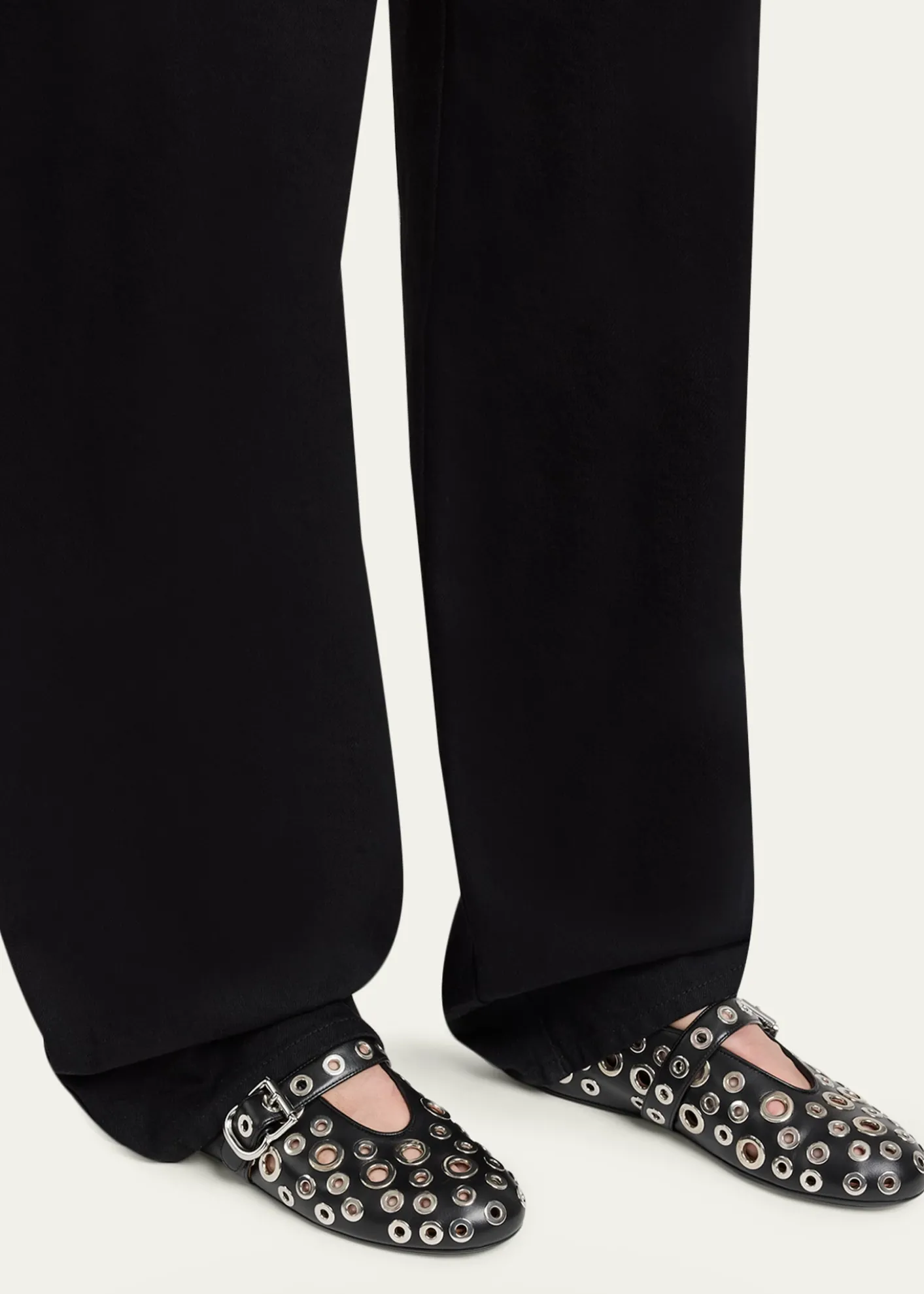 ALAIAGrommet Leather Ballet Flats