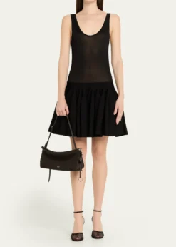 ALAIALe Click Medium Shoulder Bag in Suede