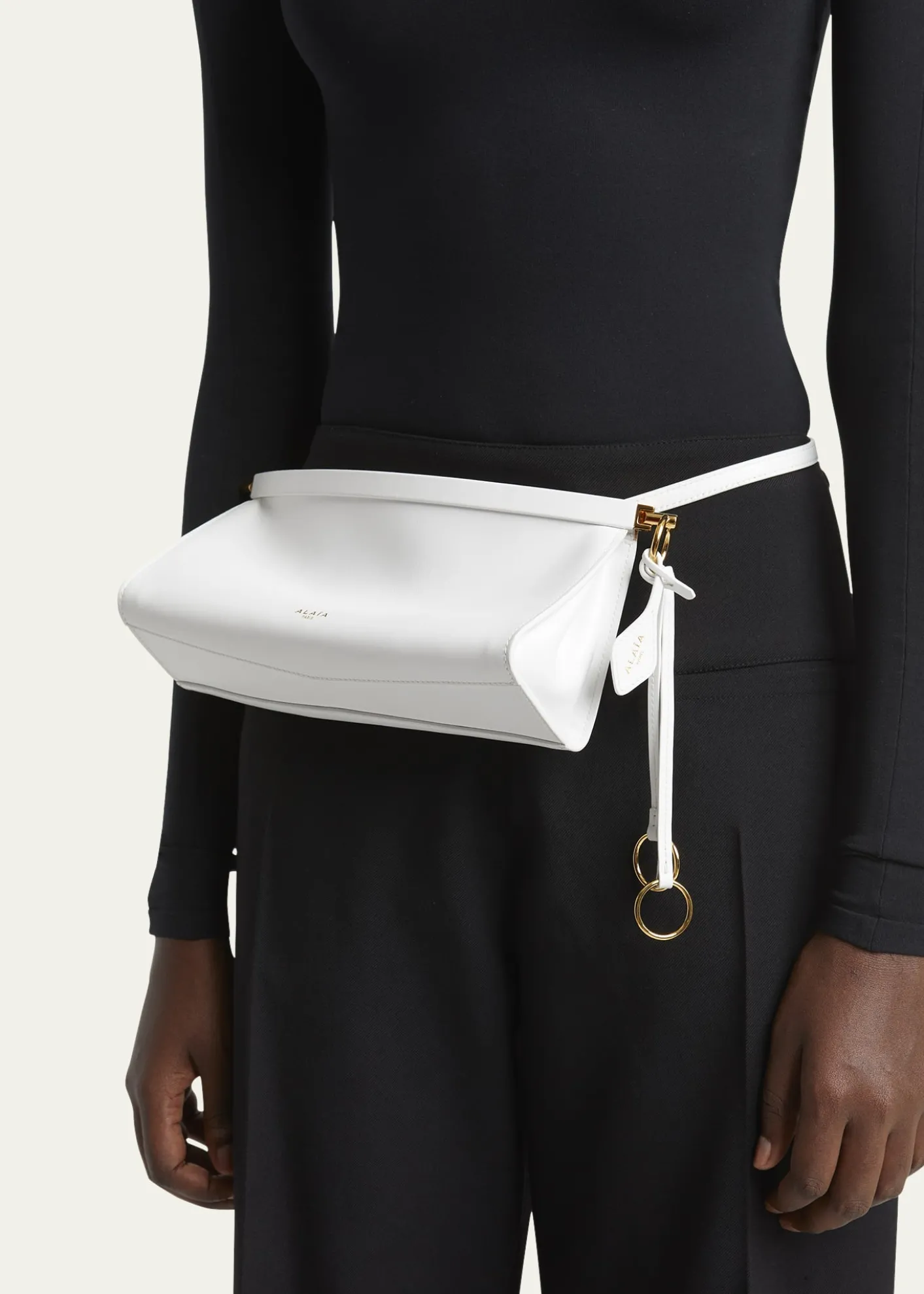 ALAIALe Click Small Shoulder Bag in Glossy Leather