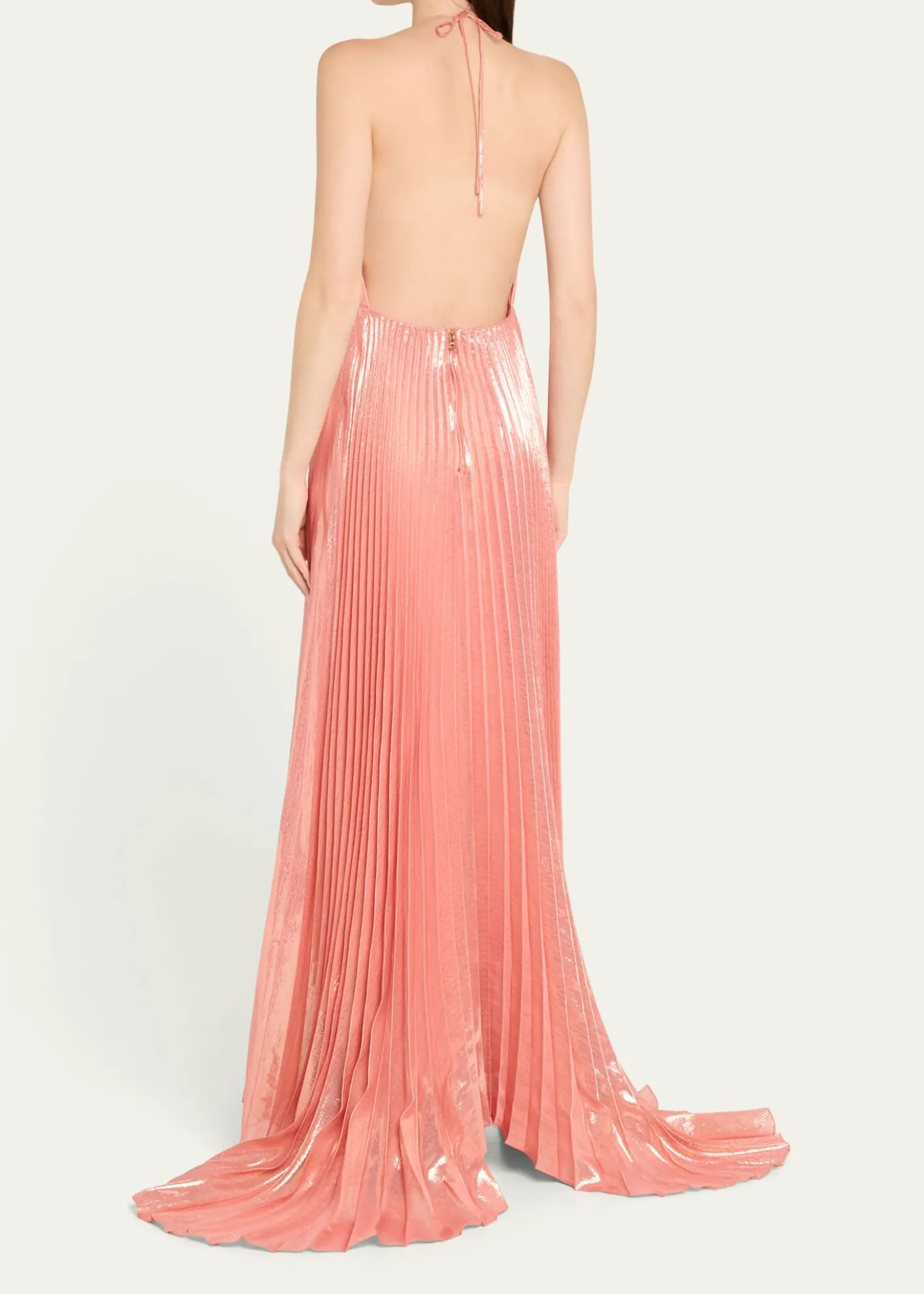 ALICE + OLIVIAAdalyn Pleated Metallic Halter Maxi Dress
