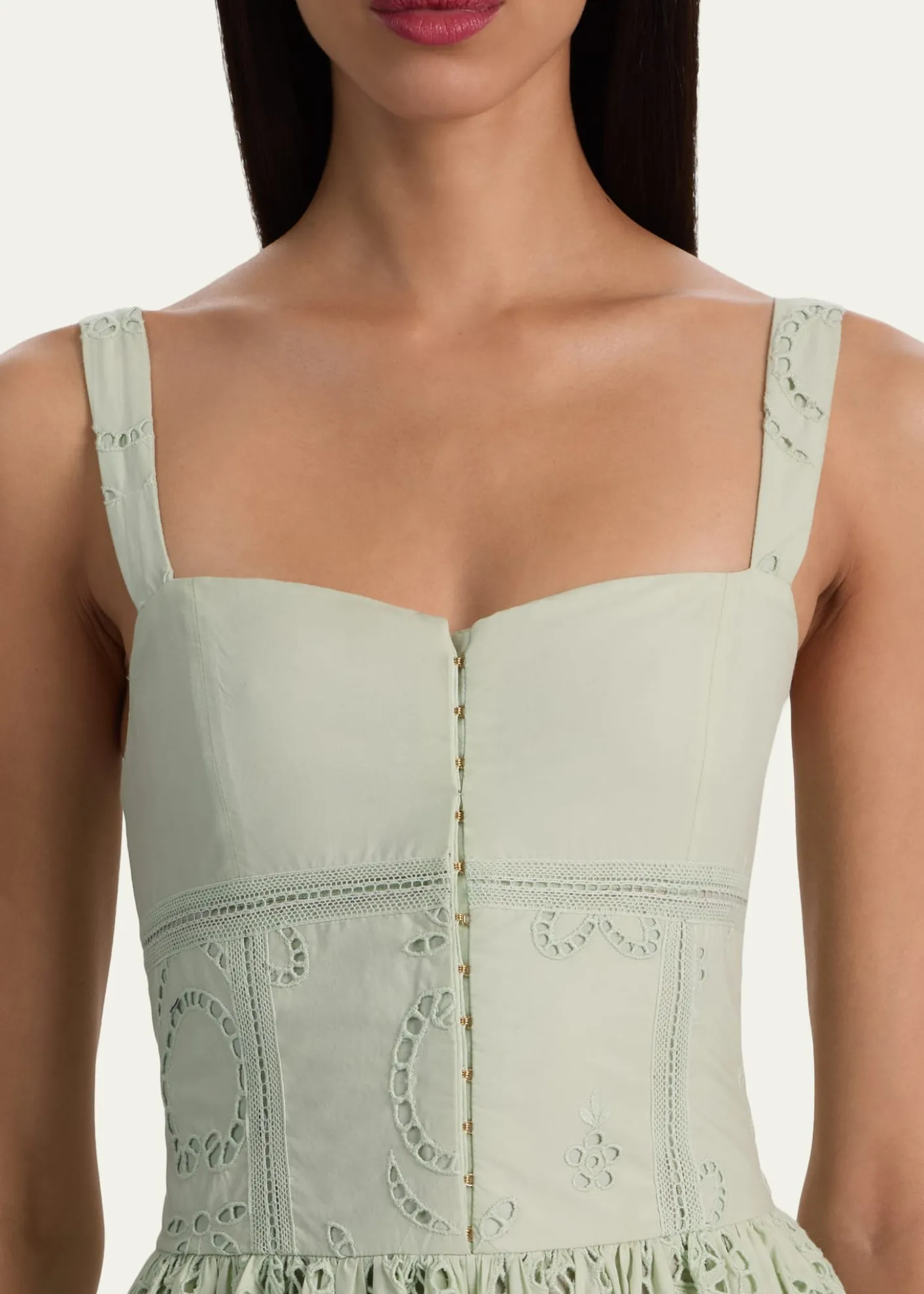 ALICE + OLIVIAAnya Embroidered Maxi Dress