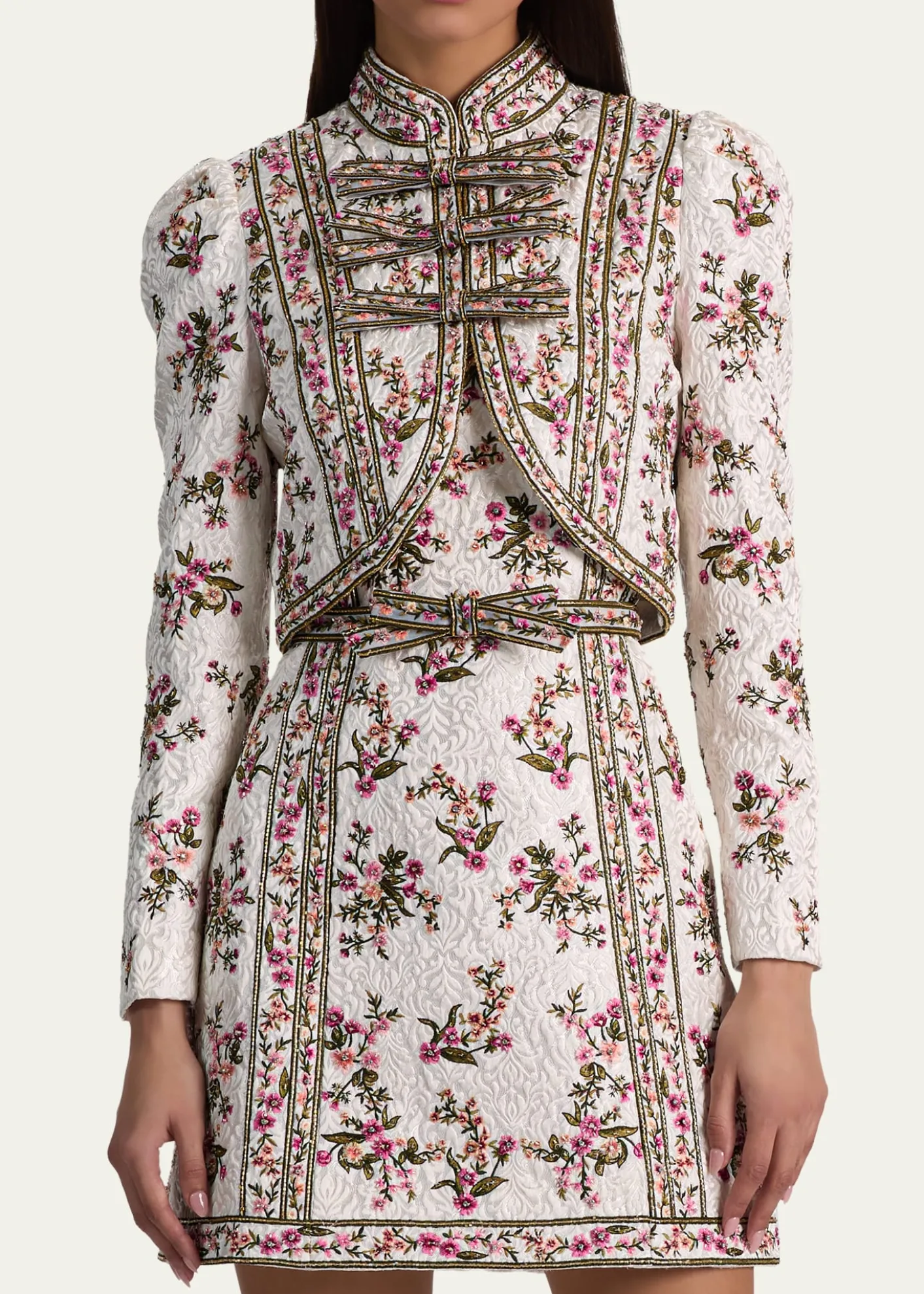 ALICE + OLIVIAIlaria Embroidered Cropped Jacket