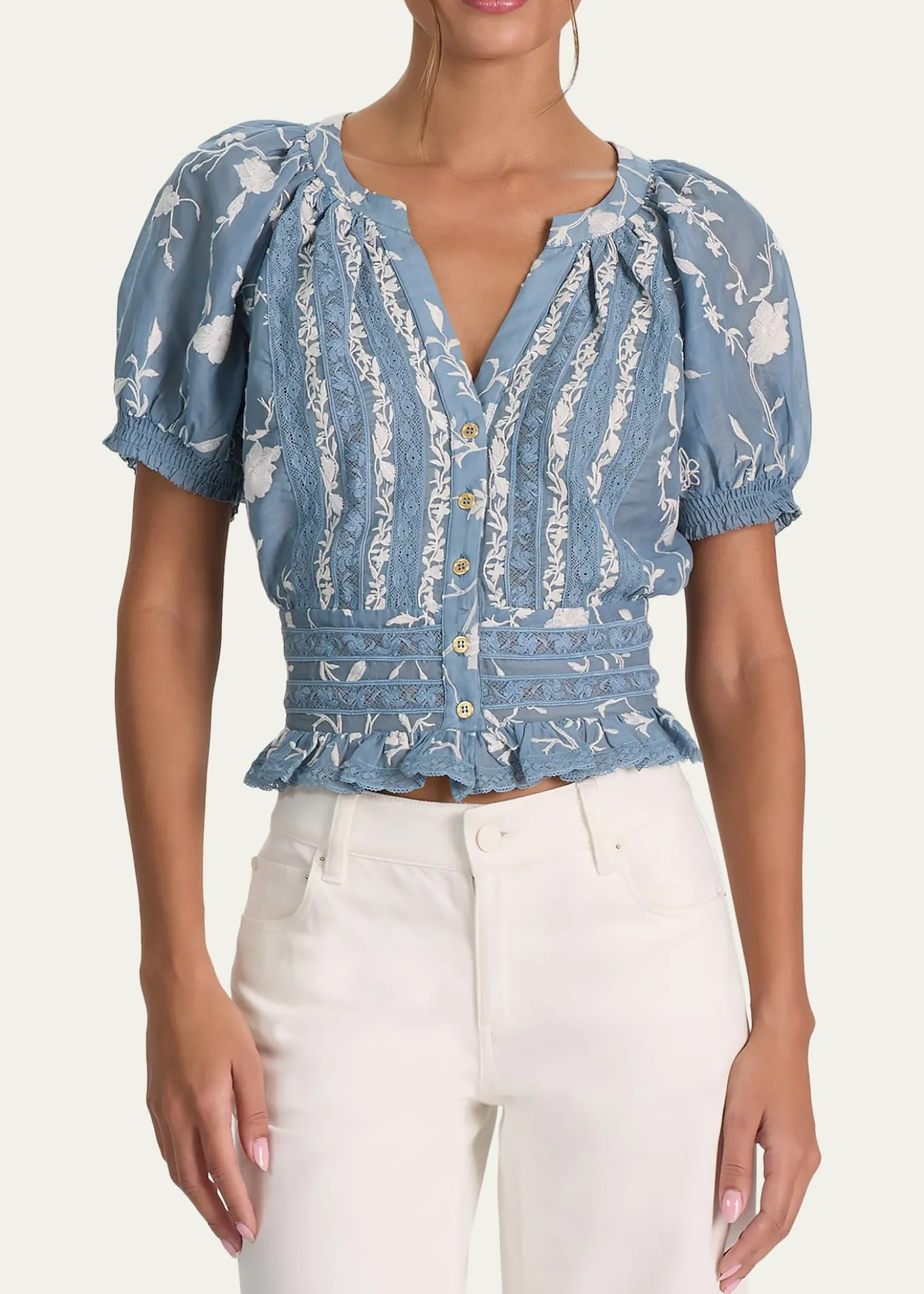 ALICE + OLIVIAKathryn Embroidered Short-Sleeve Blouse