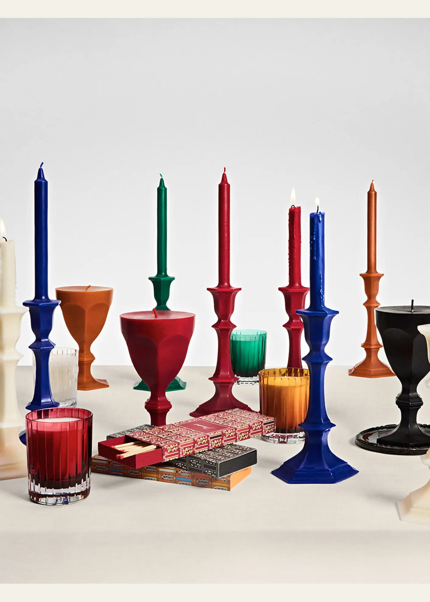 BaccaratHarcourt Goblet Candle, Red
