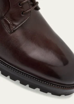 Bergdorf GoodmanMen's Lug-Sole Calfskin Derby Shoes