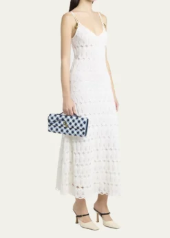 Bottega VenetaAndiamo Clutch Bag with Handle