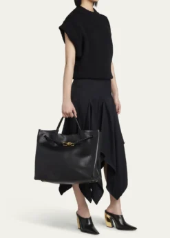Bottega VenetaAndiamo Large Leather Tote Bag
