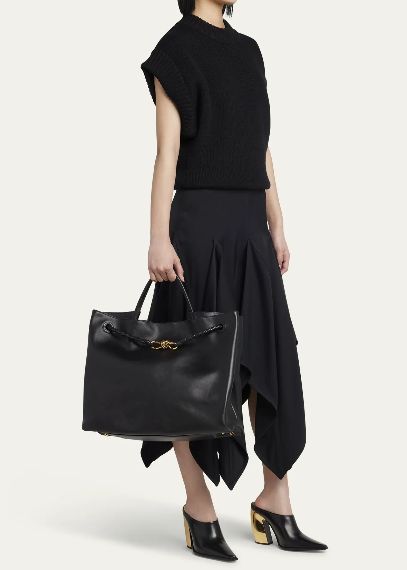 Bottega VenetaAndiamo Large Leather Tote Bag