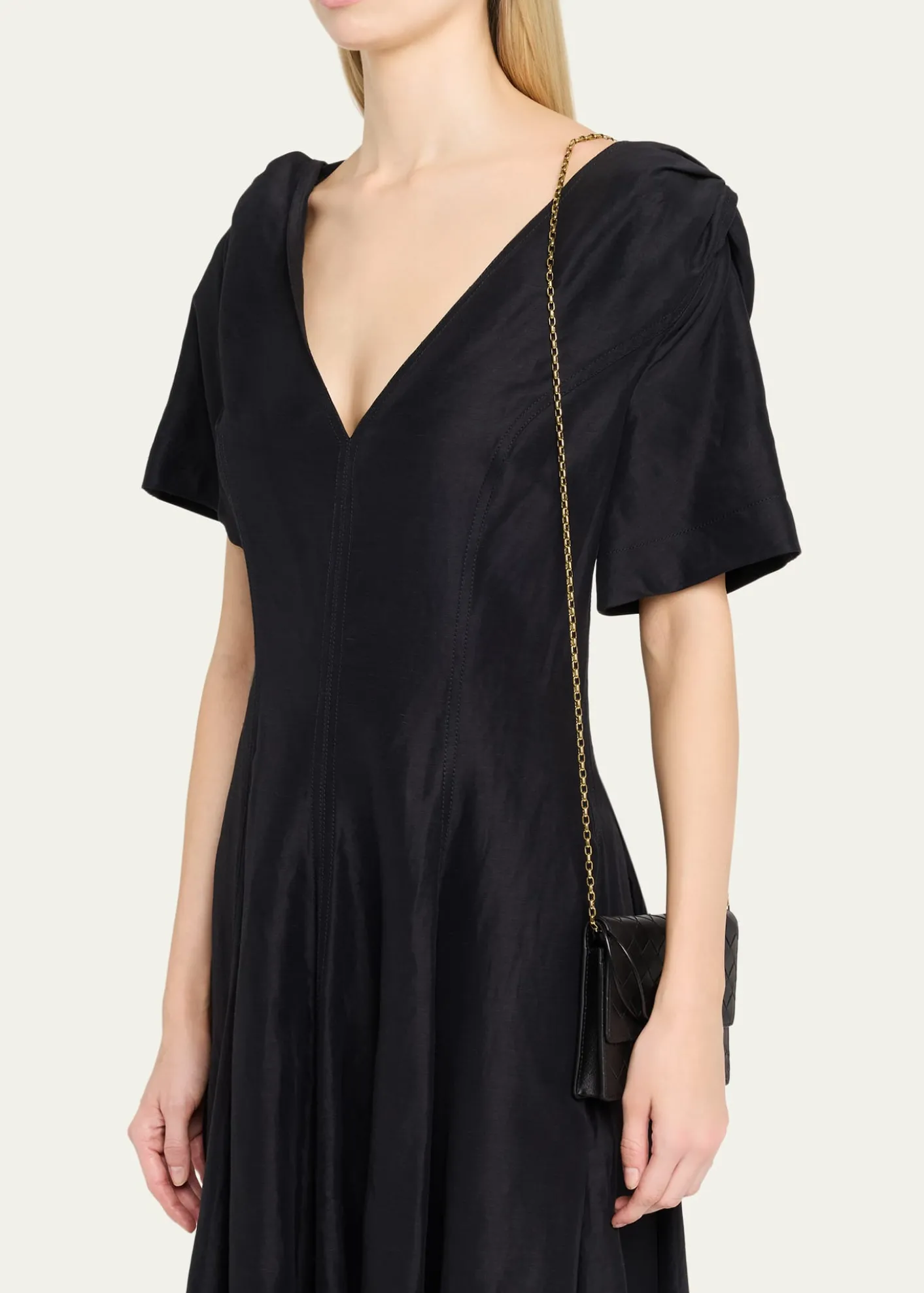 Bottega VenetaAndiamo Leather Chain Pouch Bag