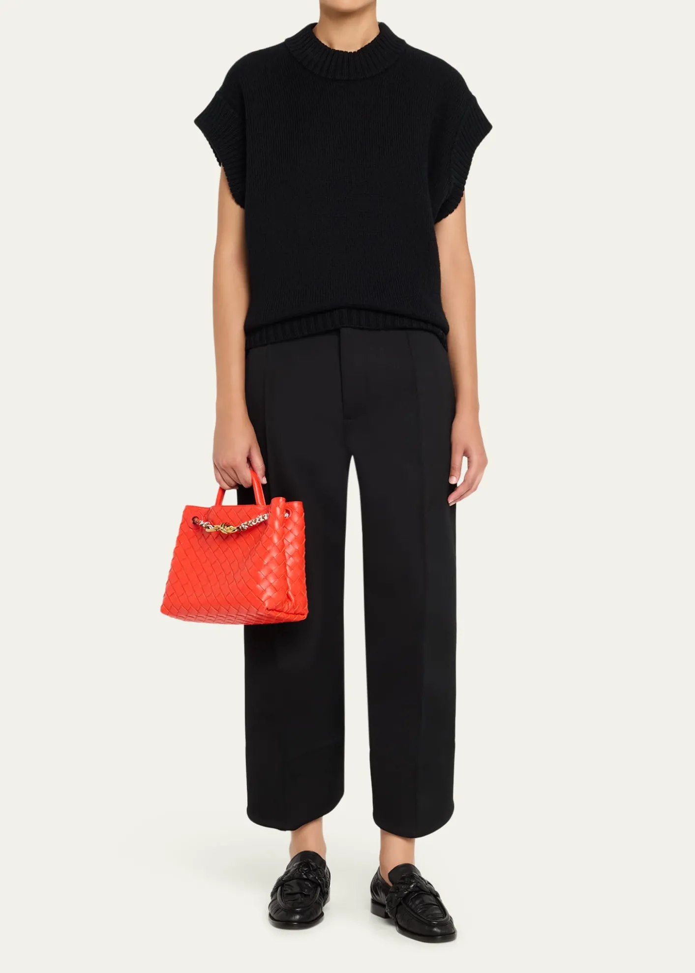 Bottega VenetaAndiamo Small Leather Top-Handle Bag