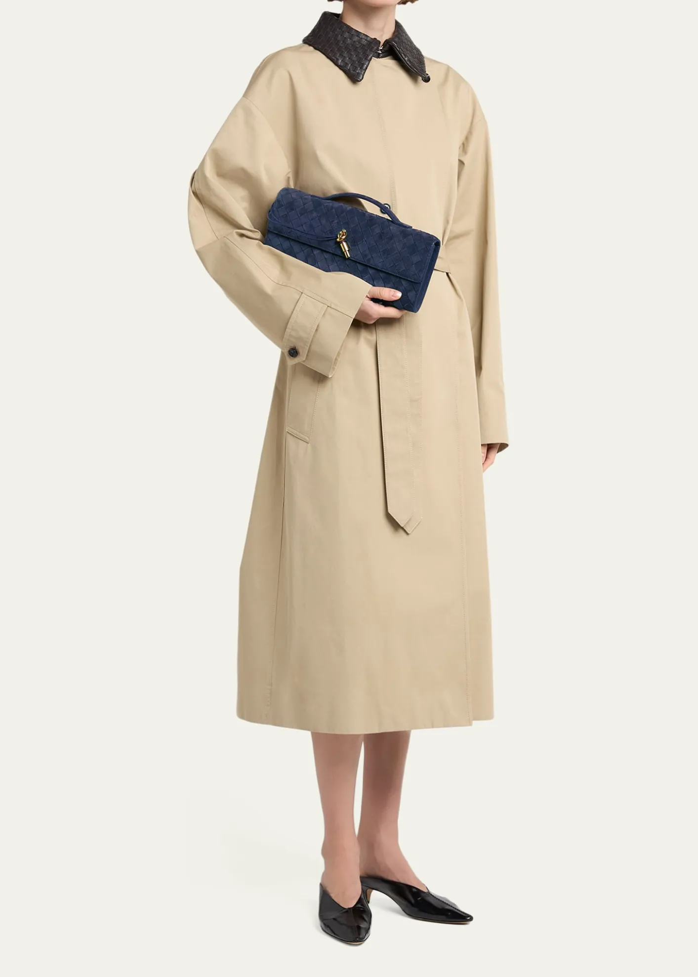 Bottega VenetaAndiamo Suede Clutch Bag