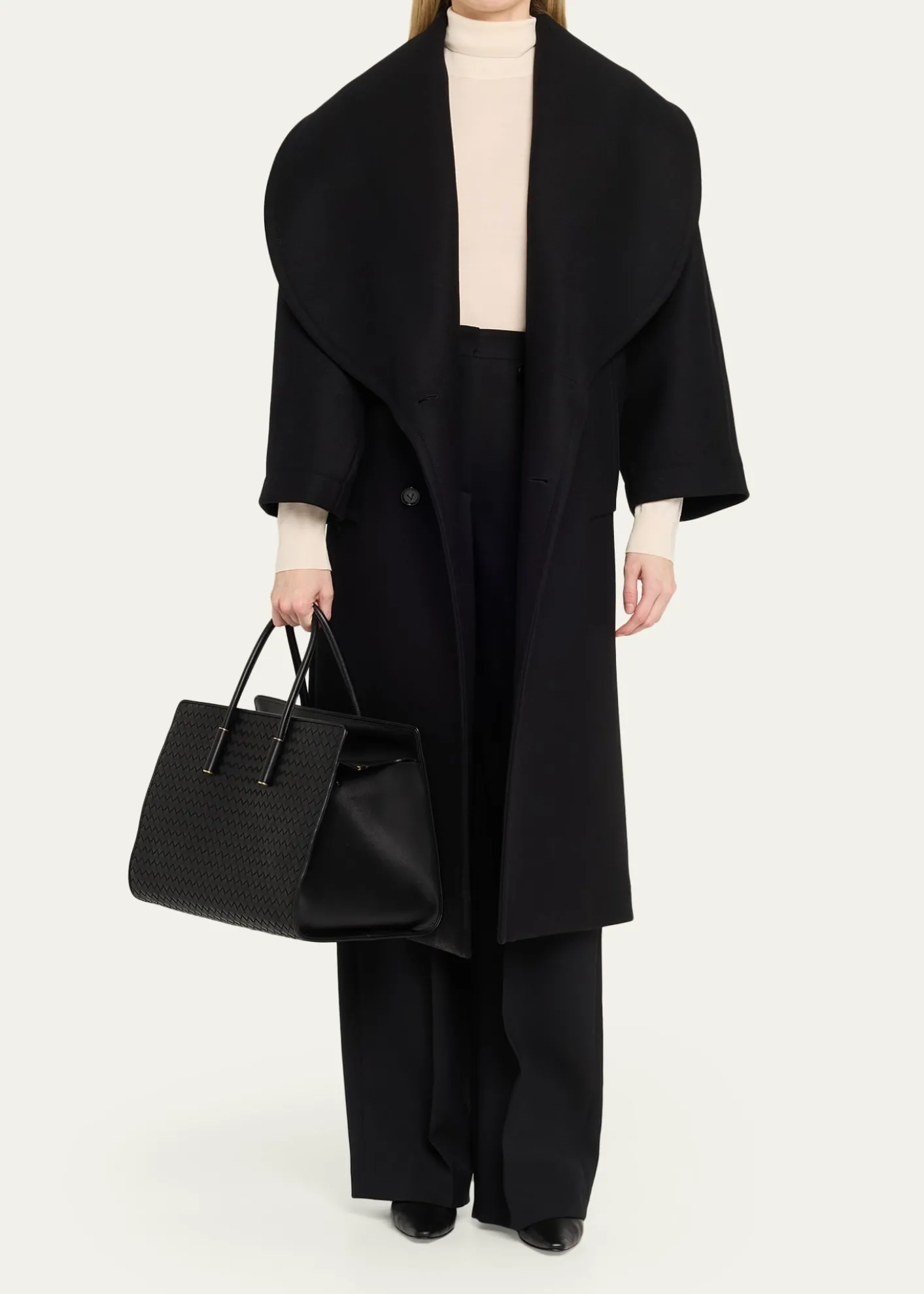 Bottega VenetaBarbara Medium Leather Tote Bag