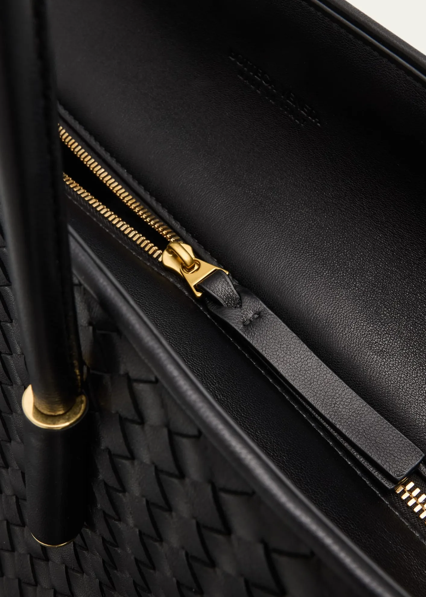 Bottega VenetaBarbara Medium Leather Tote Bag