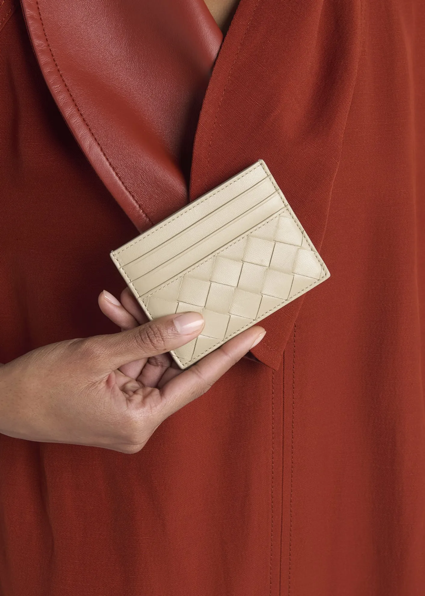 Bottega VenetaIntrecciato Leather Card Holder