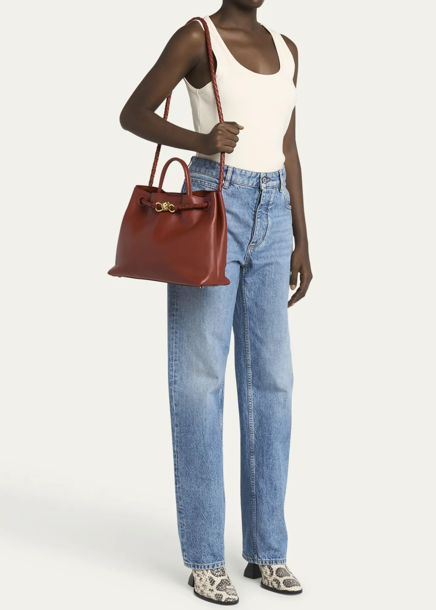 Bottega VenetaMedium Andiamo Leather Shoulder Bag