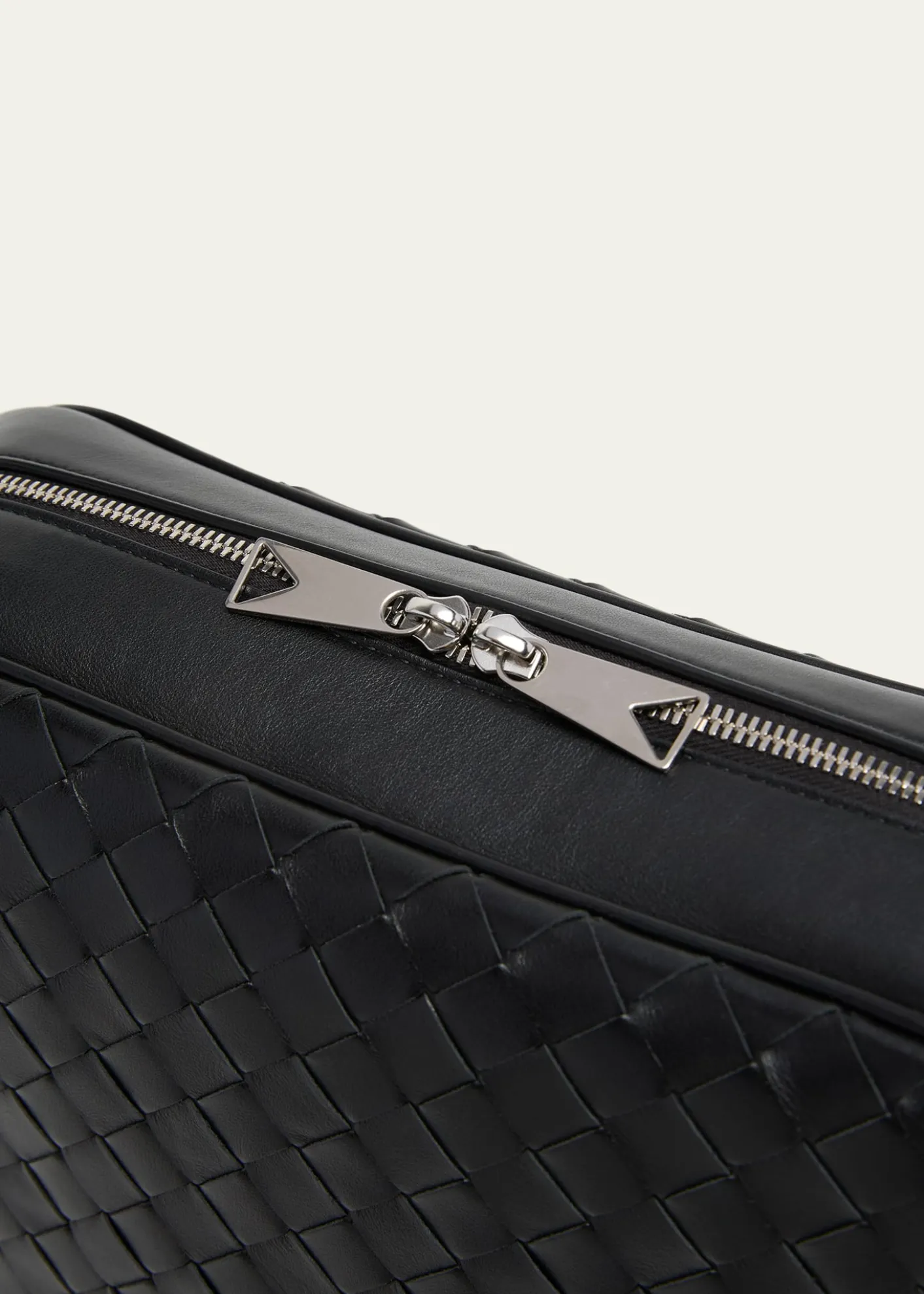 Bottega VenetaMen's Intrecciato Medium Crossbody Bag