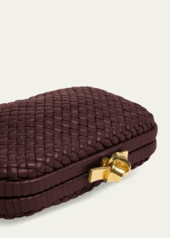 Bottega VenetaPadded Leather Sculptural Knot Clutch Bag