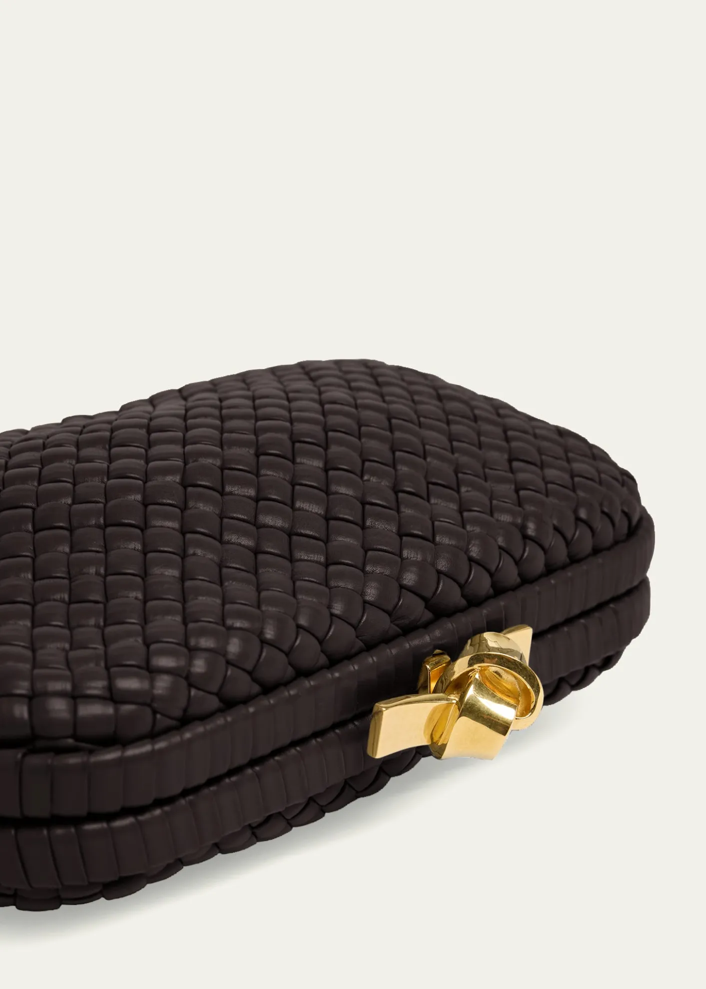 Bottega VenetaPadded Leather Sculptural Knot Clutch Bag