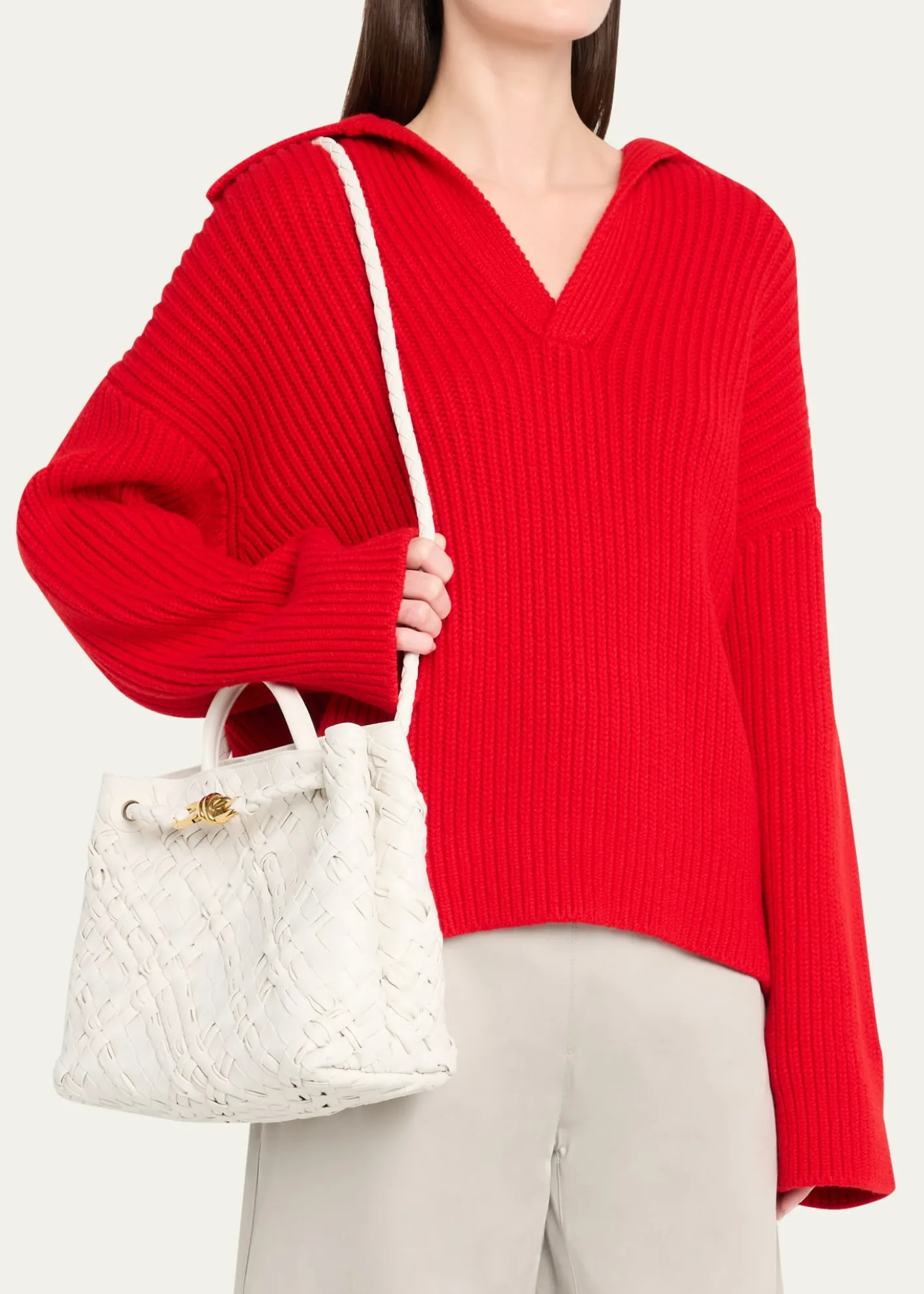Bottega VenetaSmall Andiamo Intrecciato Leather Top-Handle Bag