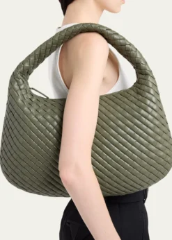Bottega VenetaVeneta Medium Leather Hobo Bag