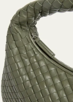 Bottega VenetaVeneta Medium Leather Hobo Bag