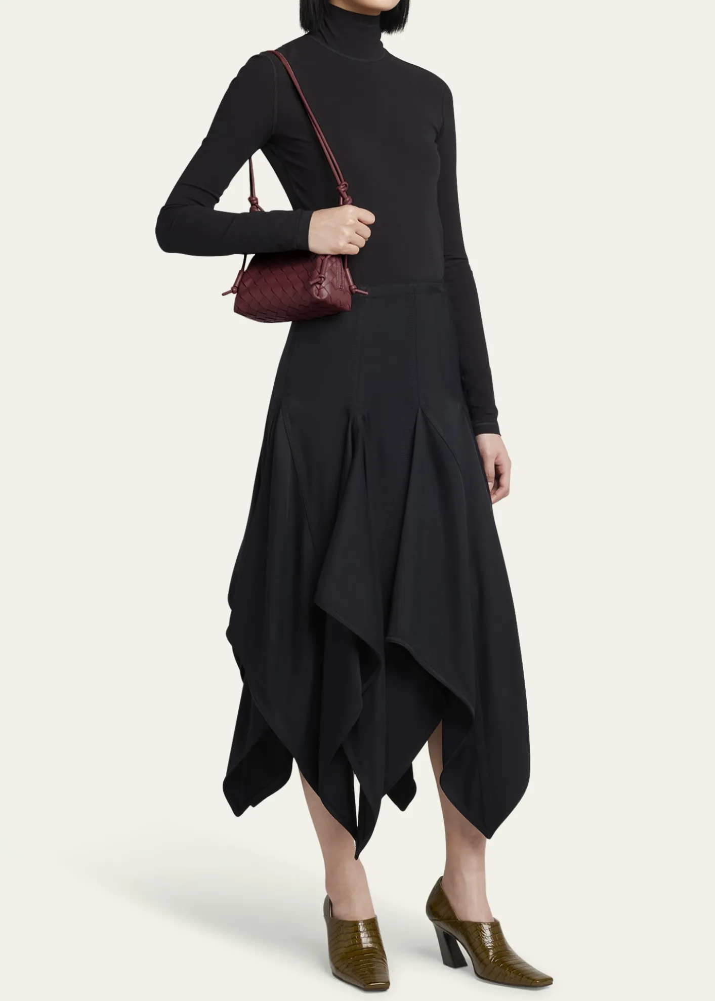 Bottega VenetaZip Leather Pouch Shoulder Bag
