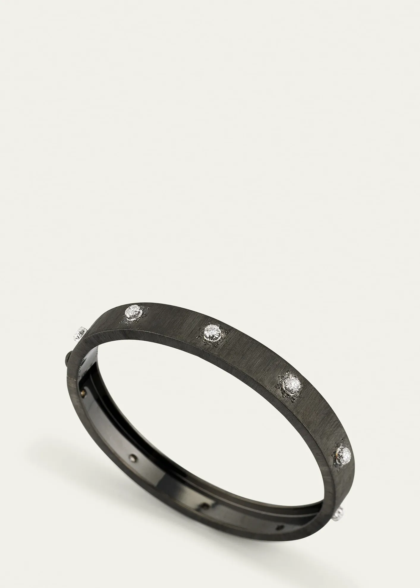 BuccellatiMacri Classica Bangle, Black Gold, 8mm