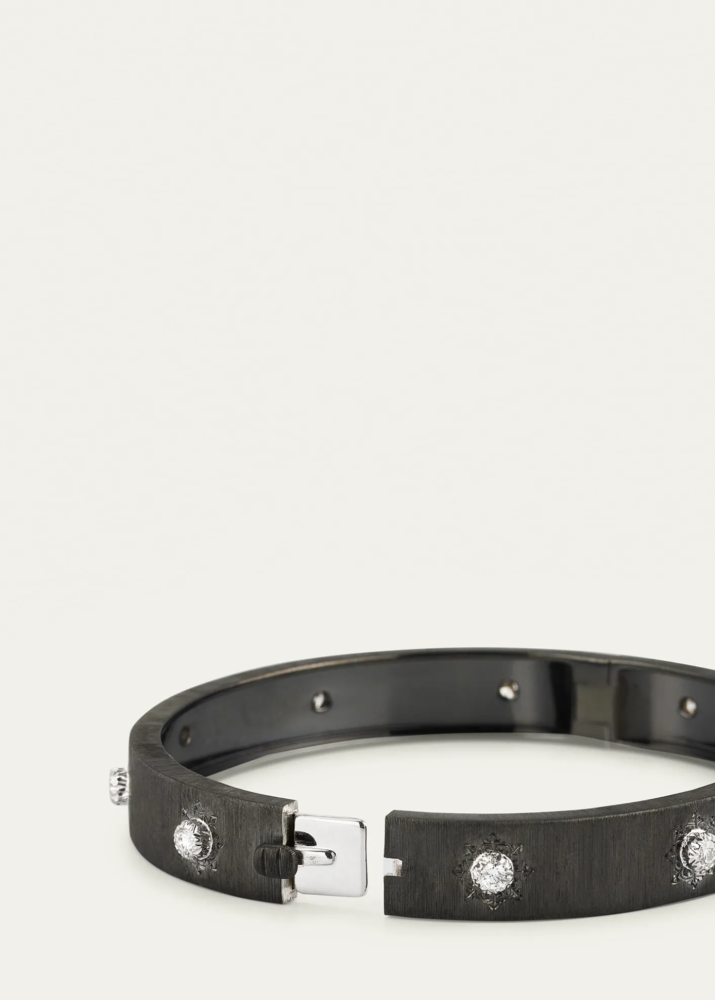 BuccellatiMacri Classica Bangle, Black Gold, 8mm