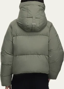 Canada GooseChilliwack Down Hooded Puffer Jacket