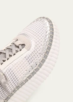 ChloeNama Mesh Stitch Walking Sneakers