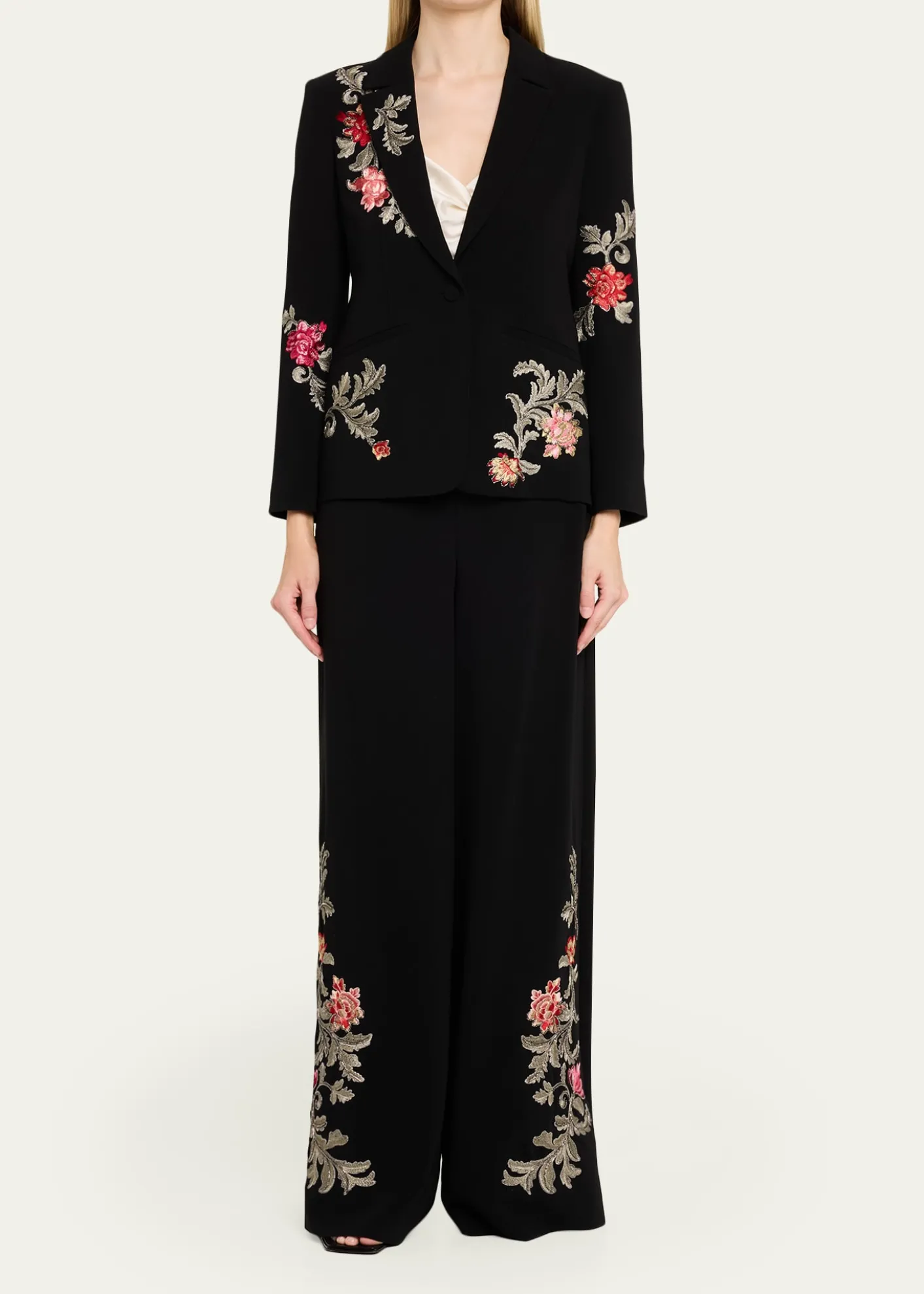 Cinq a SeptKarlie Rococo Embroidered Blazer
