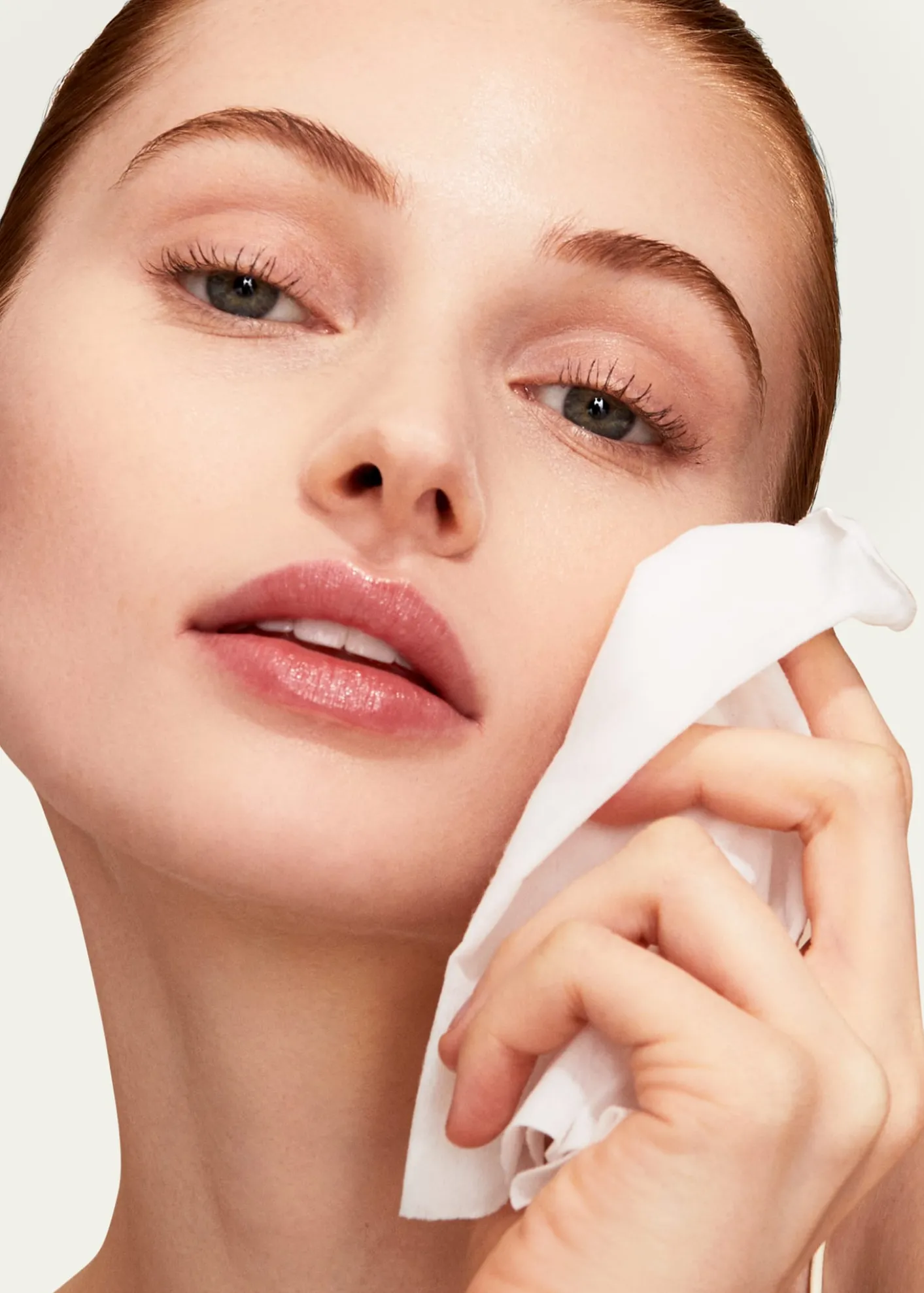 Cle de Peau BeauteMakeup Cleansing Towelettes, 50 ct.