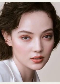 Cle de Peau BeauteTranslucent Loose Powder