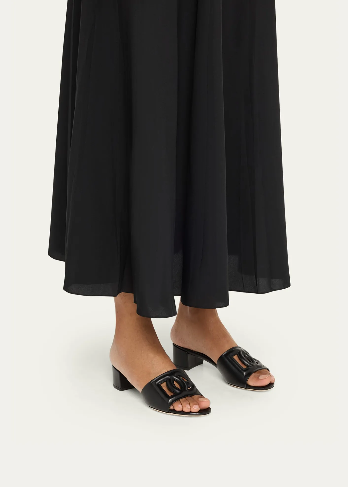 Dolce&Gabbana40mm DG Cutout Leather Slide