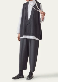 EskandarDeep V-Neck Cashmere Vest