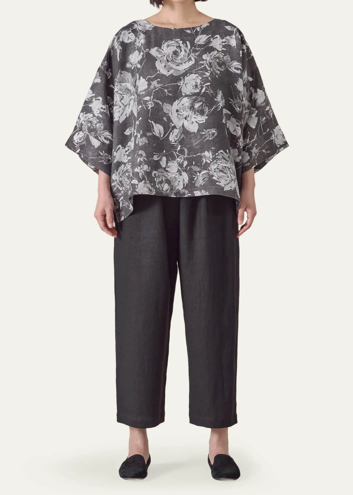 EskandarStonewashed Linen 3/4 Width Scoop Neck Tunic With Hem Bands - Mid Length