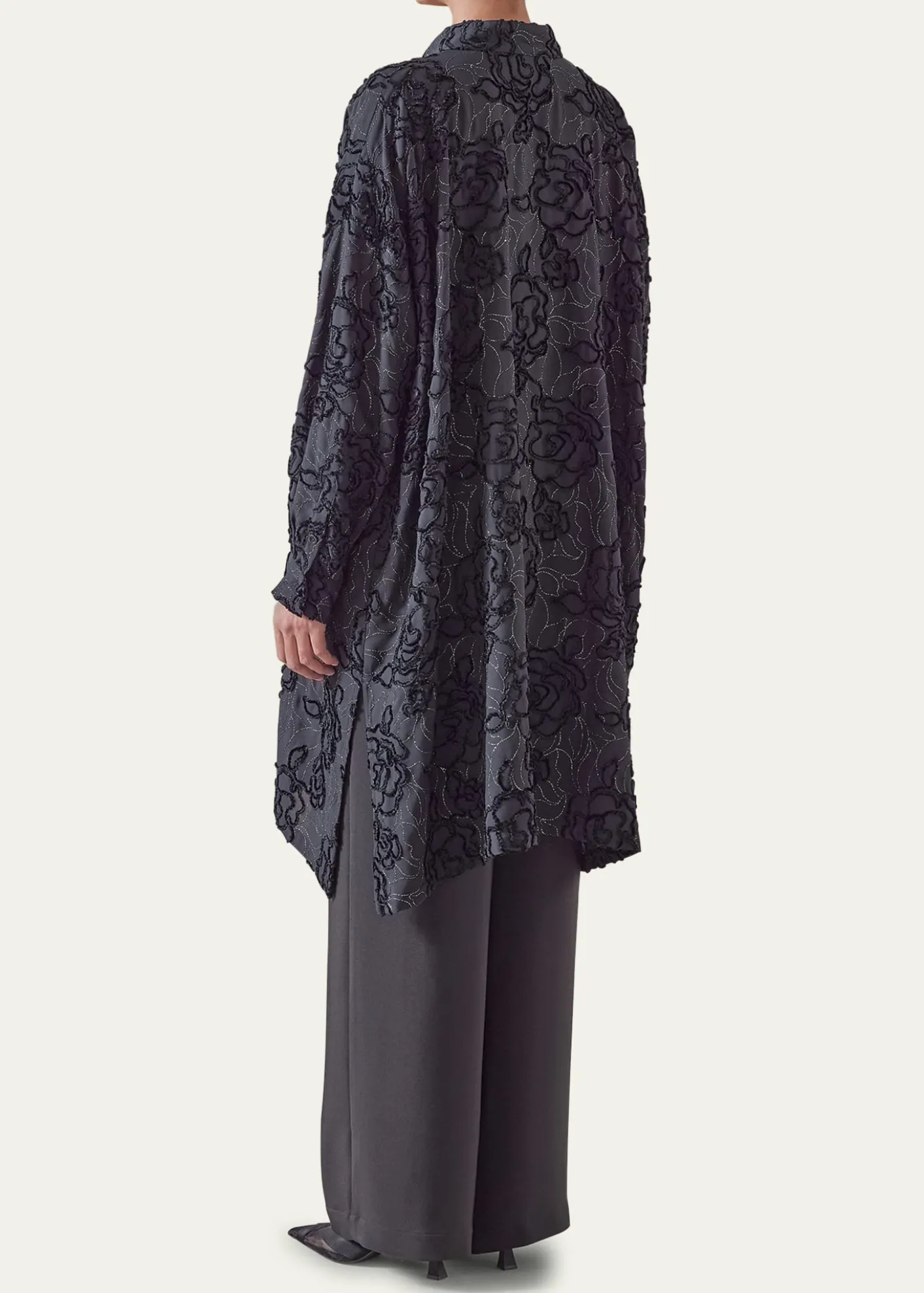 EskandarWide A-Line Collarless Shirt With Slits (Very Long Length)