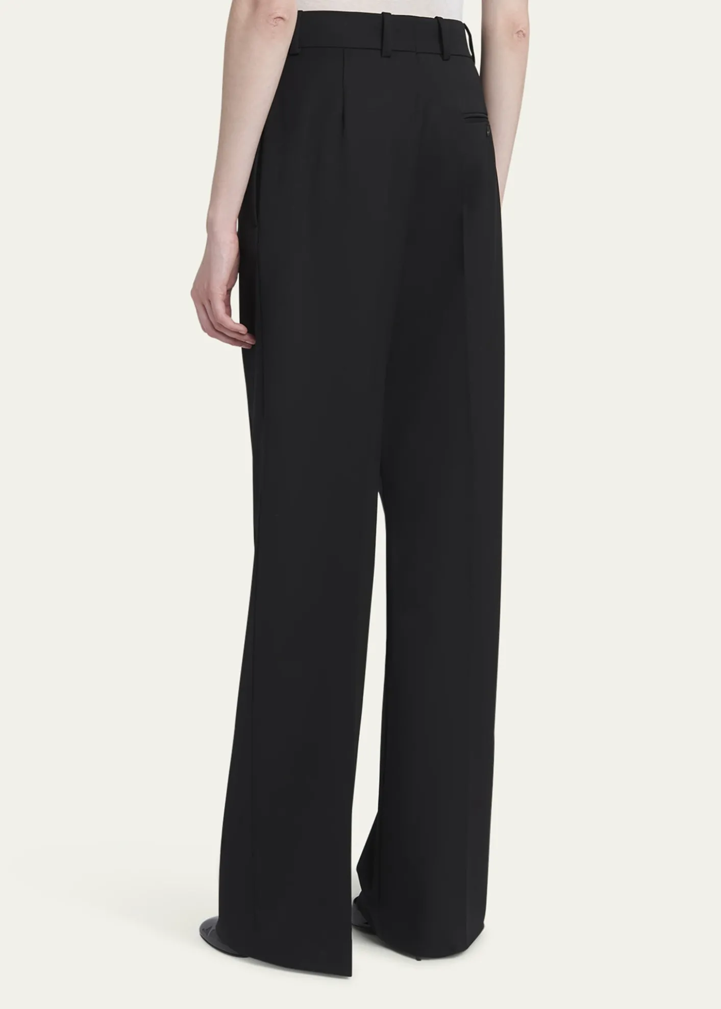 FerragamoTurn-Lock Crepe Straight-Leg Pants