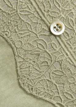 FRAMEThe Embroidered Blouse