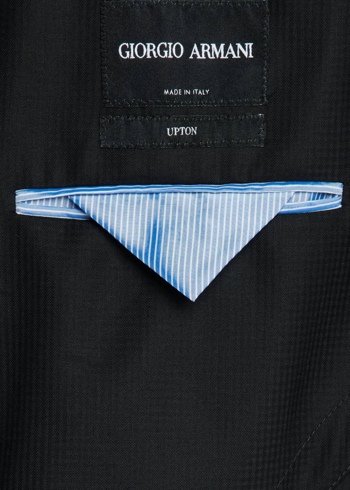 Giorgio ArmaniMen's Upton Double-Breasted Suit