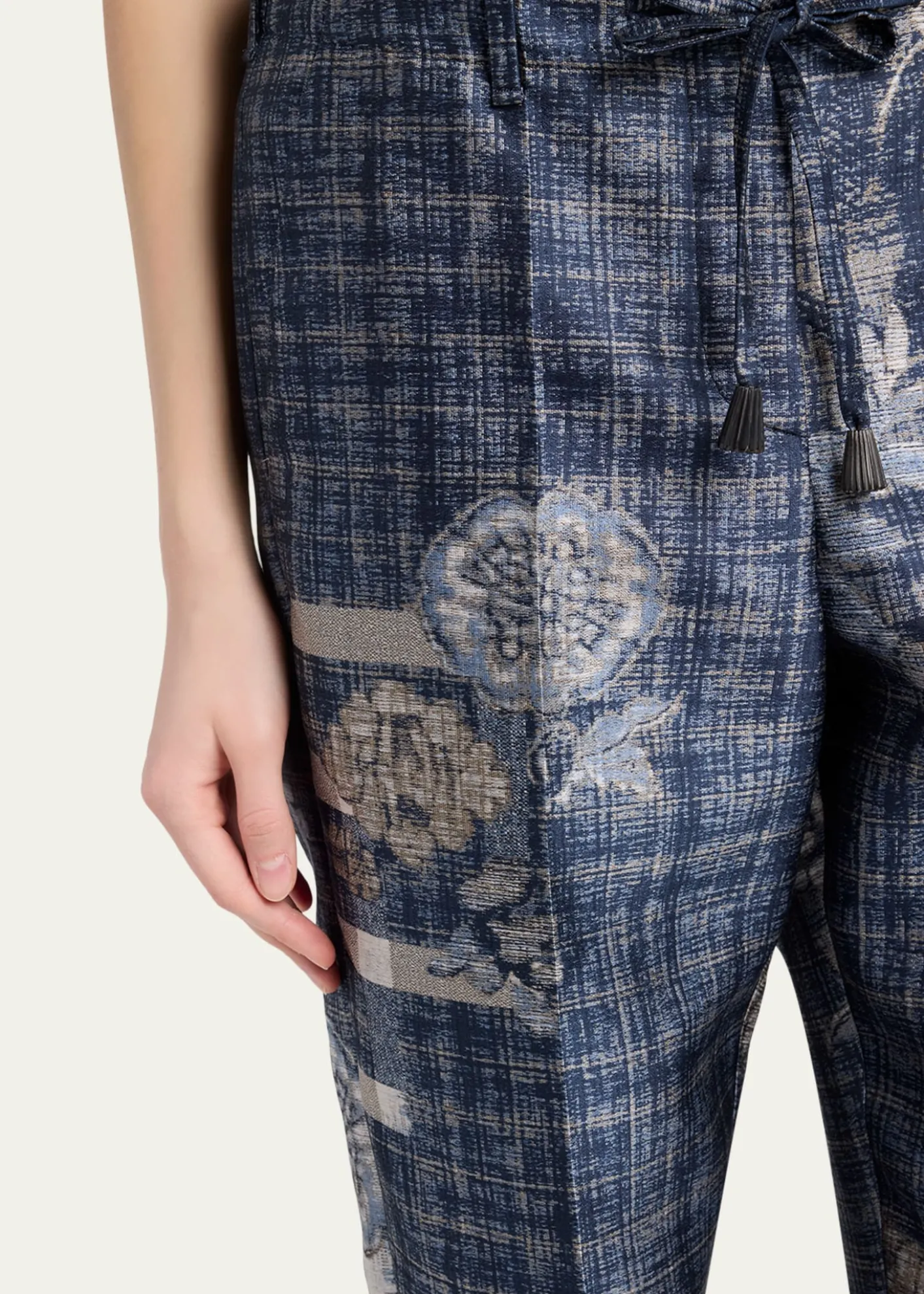 Giorgio ArmaniCheck Floral Jacquard Straight-Leg Ankle Trousers