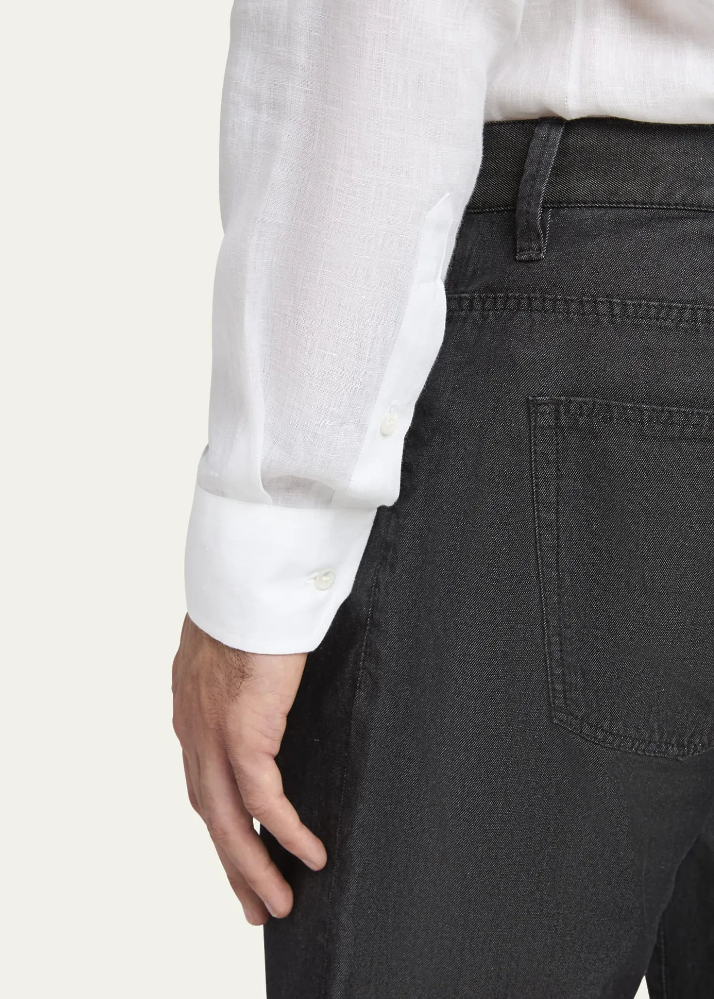 Giorgio ArmaniMen's Classic Solid Linen Sport Shirt