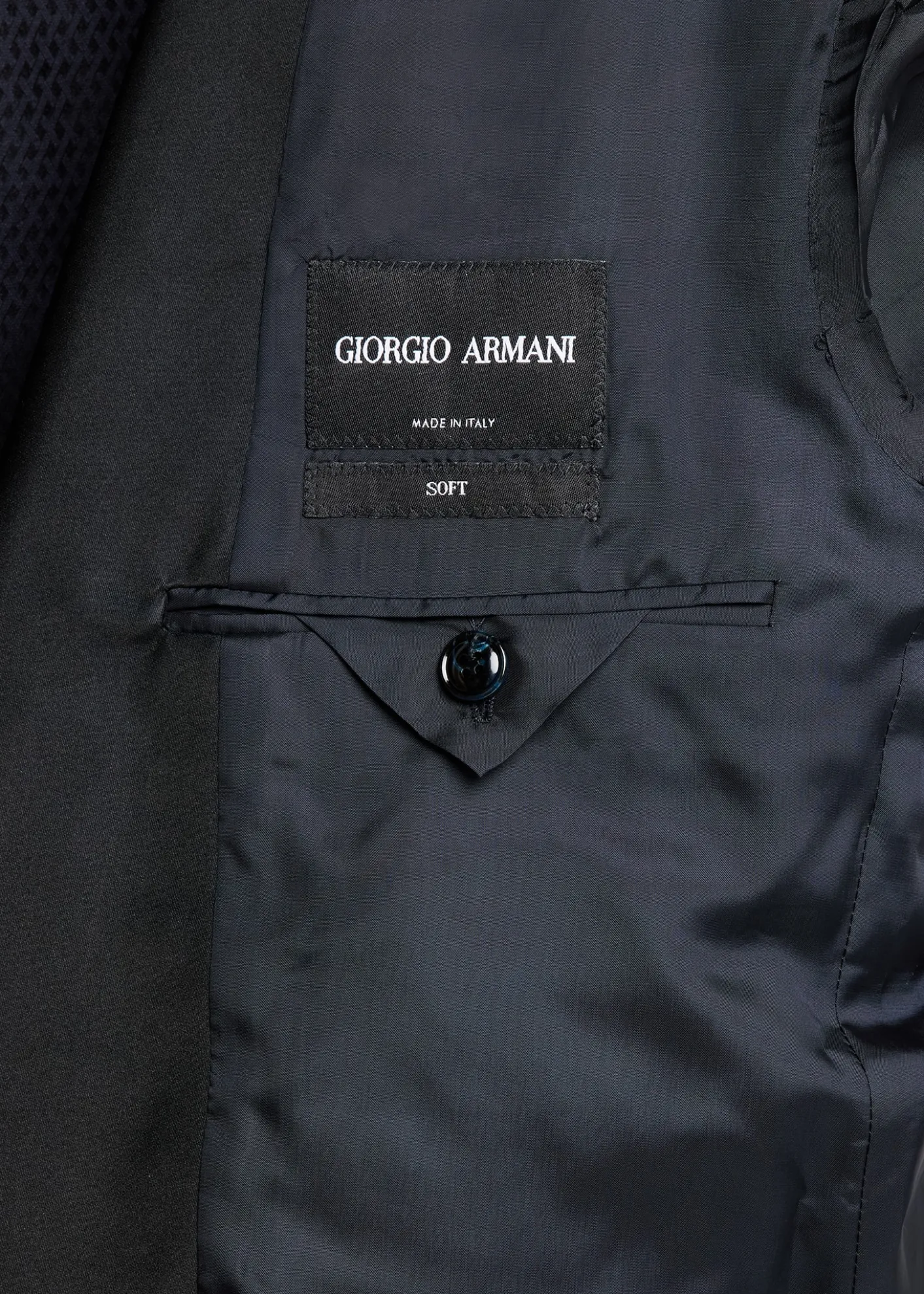 Giorgio ArmaniMen's Soft Jacquard Satin-Trim Single-Breasted Blazer