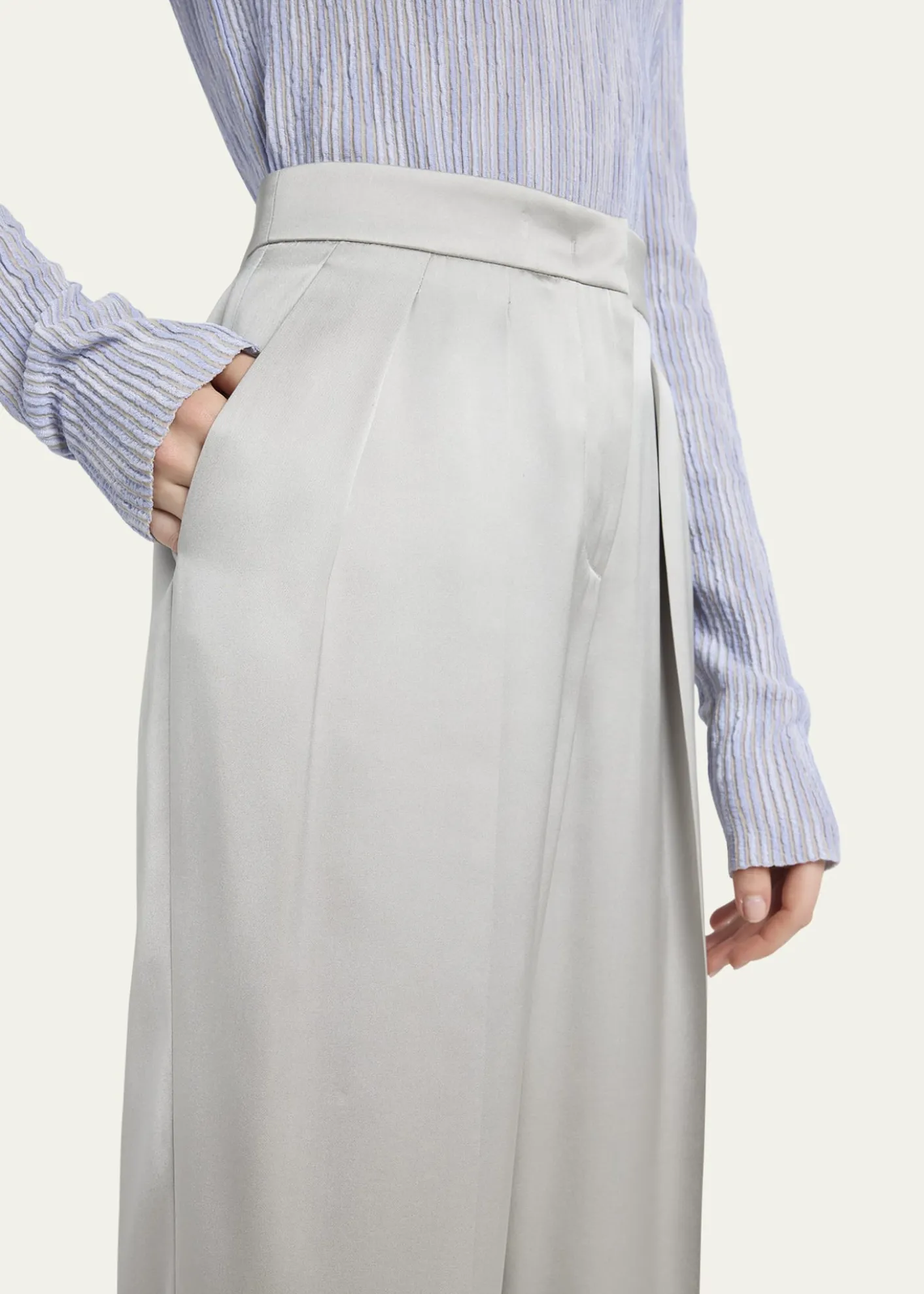 Giorgio ArmaniPleated Skinny Leg Silk Trousers