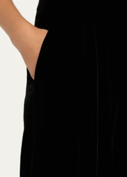 Giorgio ArmaniVirgin Wool Barrel-Leg Trousers