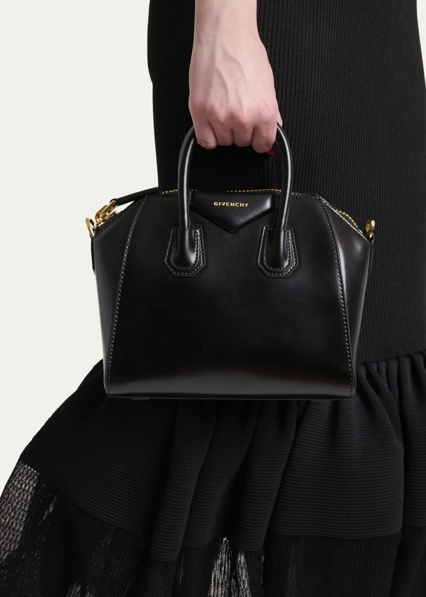GivenchyAntigona Mini Tote Bag in Box Leather